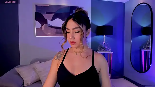 AnnieMonroe1 online show from 7, 1, 2026