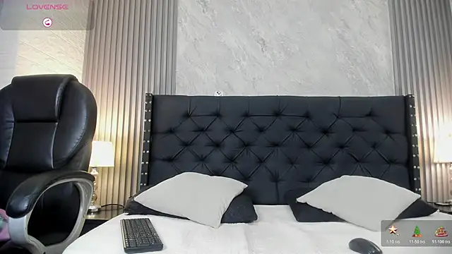 camila  bouzas online show from 20, 11, 2025