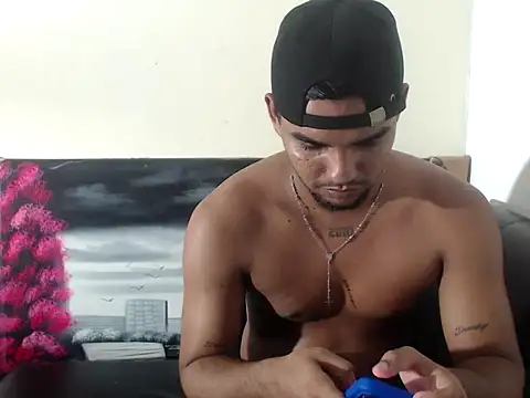 Charly 22cm online show from 4, 11, 2025