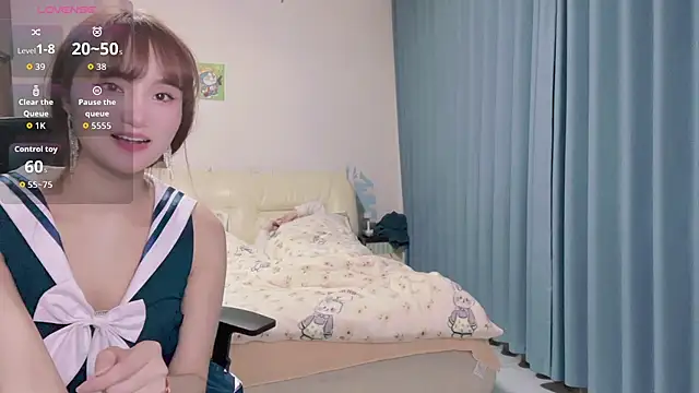 Momo-999 online show from 23, 11, 2025