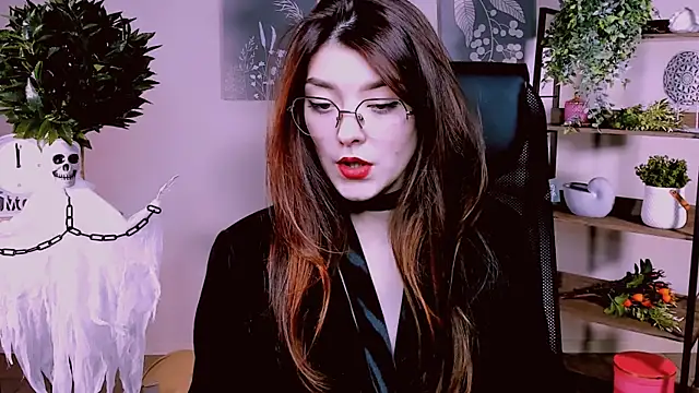 Snapshot of AnaSteisher chatting on 27, 10, 2025 AnaSteisher online show from 27, 10, 2025