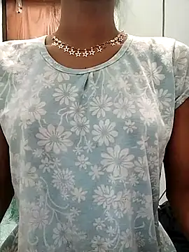 Snapshot of Ratri-Biswas chatting on 19, 2, 2026 Ratri-Biswas online show from 19, 2, 2026