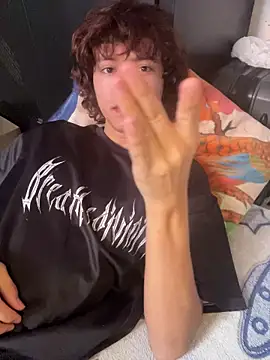 JoelnClouds online show from 9, 4, 2026