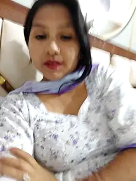 Vanshika1432 online show from 17, 10, 2025