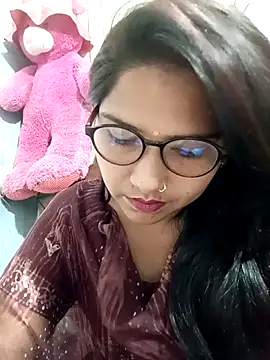 Vanshika1432 online show from 22, 10, 2025