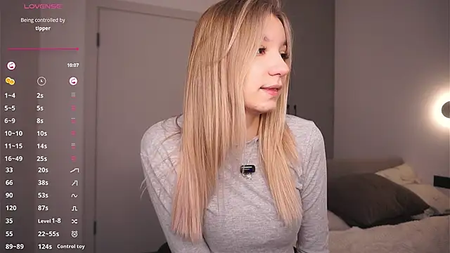 Snapshot of BrynnHolverson chatting on 7, 2, 2026 BrynnHolverson online show from 7, 2, 2026