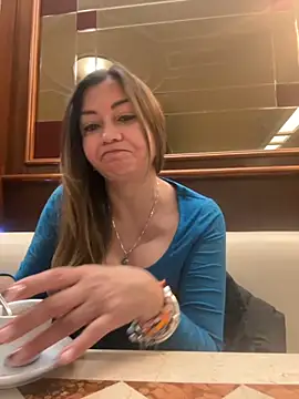 gabriellacali online show from 27, 11, 2025