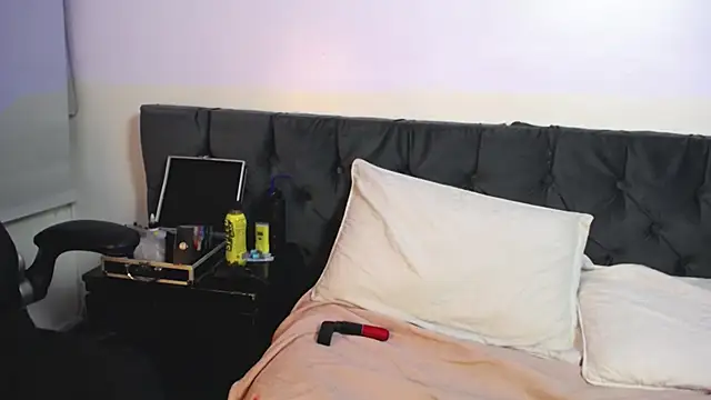 jadeandsamuel online show from 26, 10, 2025