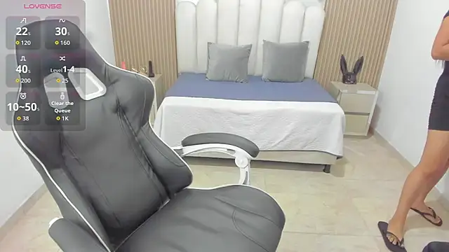 Snapshot of Aziz_daud chatting on 9, 5, 2026 Aziz daud online show from 9, 5, 2026