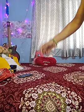 Snapshot of Desi_Maya69 chatting on 19, 5, 2026 Desi Maya69 online show from 19, 5, 2026