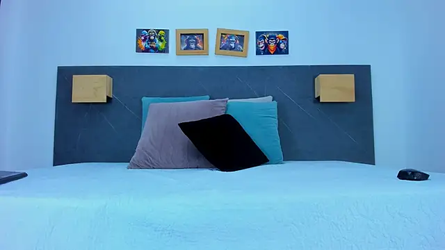 iamdoll online show from 13, 4, 2026