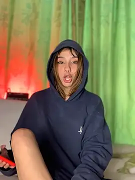 MiaaCute- online show from 22, 10, 2025