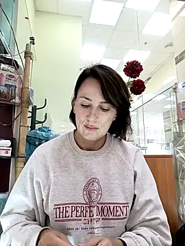 Luna 7777 online show from 25, 10, 2025