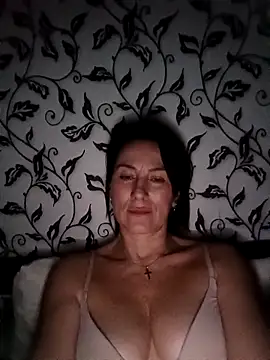 Luna 7777 online show from 9, 3, 2026