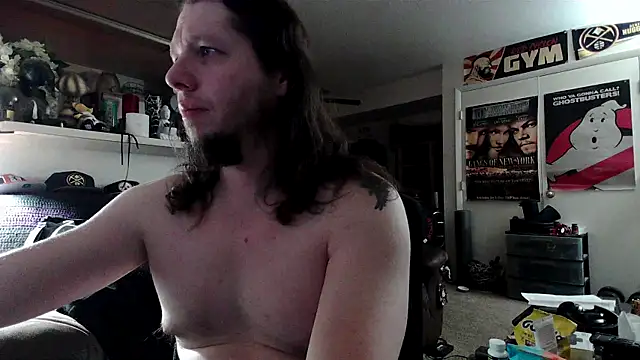 biggerisbetter12 online show from 26, 10, 2025