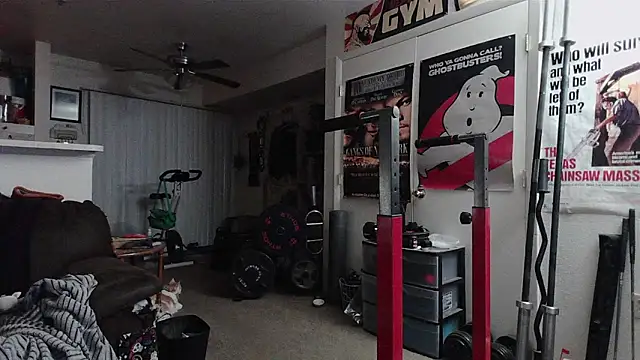 biggerisbetter12 online show from 17, 3, 2026