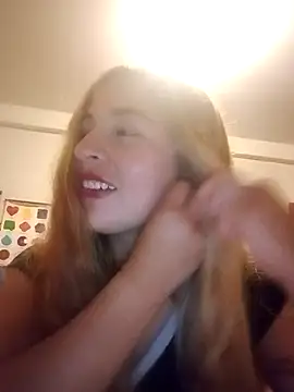 Snapshot of Lana_pohenix chatting on 4, 11, 2025 Lana pohenix online show from 4, 11, 2025