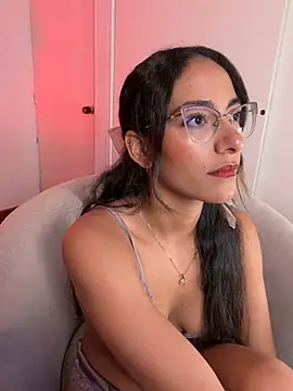 Snapshot of elegant__rouse chatting on 18, 7, 2026 elegant rouse online show from 18, 7, 2026