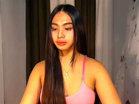 Snapshot of BigBrownCock_Candice chatting on 5, 12, 2025 BigBrownCock Candice online show from 5, 12, 2025