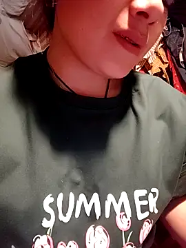 Snapshot of Sinhlinh2020 chatting on 17, 1, 2026 Sinhlinh2020 online show from 17, 1, 2026