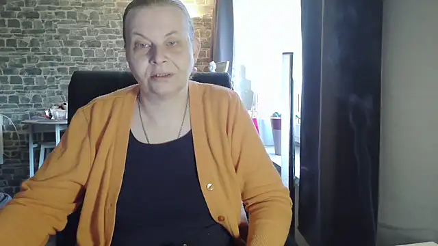 Diamond Bite online show from 21, 10, 2025