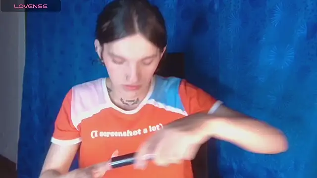 Scarlett crastrawberry online show from 30, 10, 2025