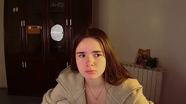 May Bloom online show from 31, 10, 2025