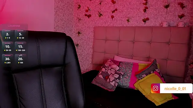 amelia ferrerx online show from 23, 11, 2025