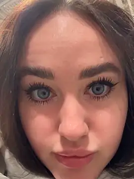 KiraSunshine online show from 13, 11, 2025