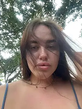 KiraSunshine online show from 4, 3, 2026