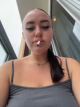 KiraSunshine online show from 20, 3, 2026