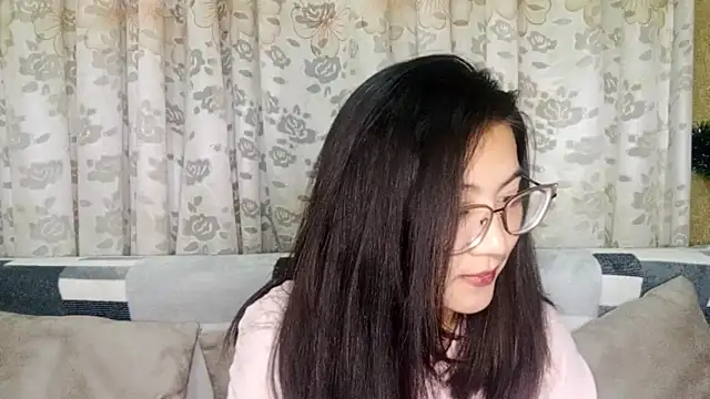 LinneaHyles online show from 22, 12, 2025