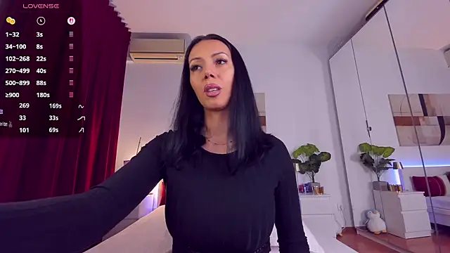 Snapshot of nadeen_na chatting on 11, 11, 2025 nadeen na online show from 11, 11, 2025