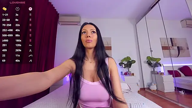 Snapshot of nadeen_na chatting on 18, 12, 2025 nadeen na online show from 18, 12, 2025