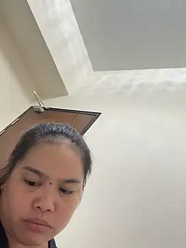 Minhee22 online show from 9, 11, 2025