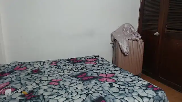  camila trans  online show from 28, 11, 2025