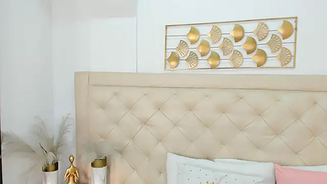 lucia lorenz online show from 21, 12, 2025