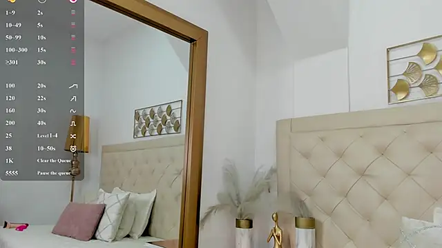 lucia lorenz online show from 7, 1, 2026