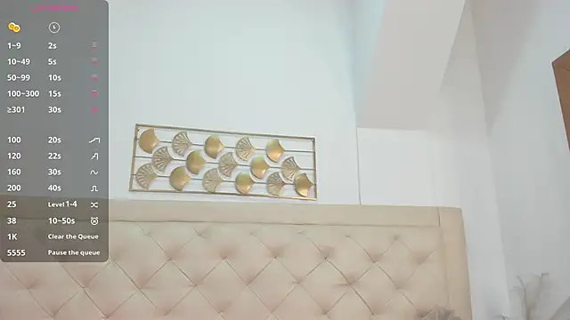 lucia lorenz online show from 19, 1, 2026