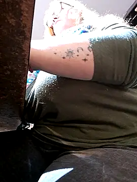 Snapshot of JennyInVegas chatting on 3, 11, 2025 JennyInVegas online show from 3, 11, 2025