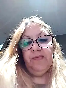 Snapshot of JennyInVegas chatting on 17, 11, 2025 JennyInVegas online show from 17, 11, 2025