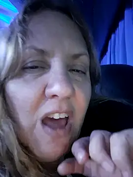 Snapshot of JennyInVegas chatting on 24, 11, 2025 JennyInVegas online show from 24, 11, 2025