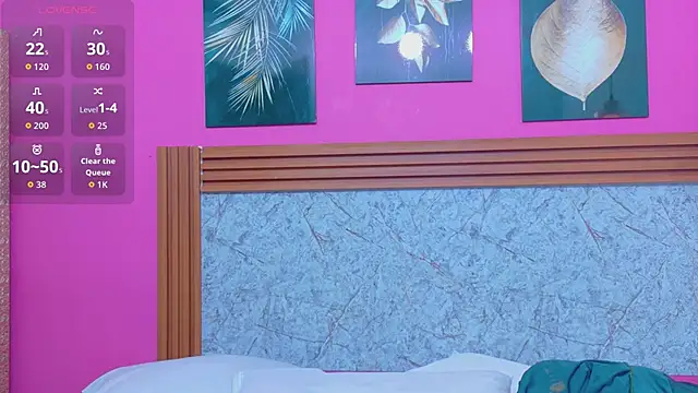 matureahomegirl online show from 15, 4, 2026