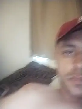 Casal em chamas online show from 18, 10, 2025