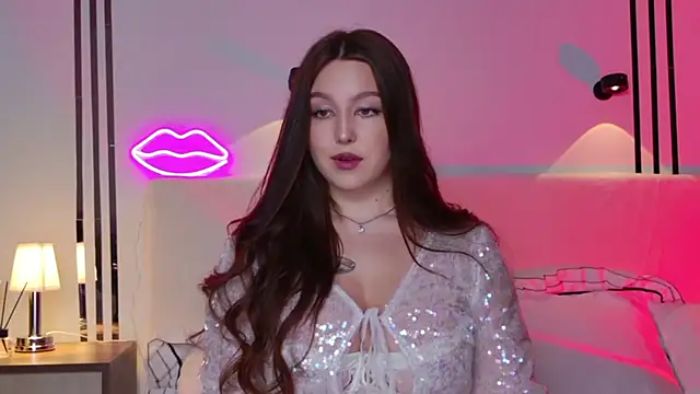 Snapshot of _Tessa_May_ chatting on 20, 11, 2025 Tessa May online show from 20, 11, 2025