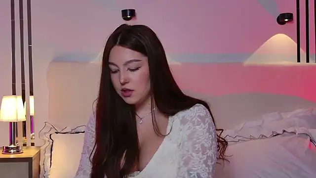 Snapshot of _Tessa_May_ chatting on 1, 12, 2025 Tessa May online show from 1, 12, 2025