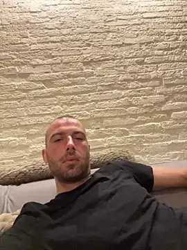 Rotteei1 online show from 1, 11, 2025