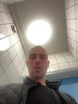 Rotteei1 online show from 13, 4, 2026