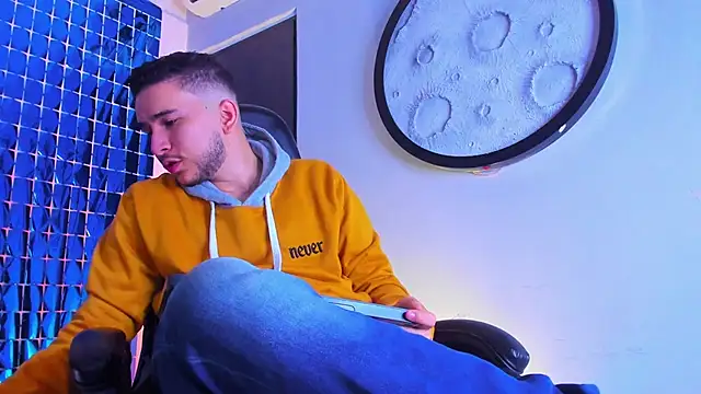 mike 257 online show from 28, 2, 2026