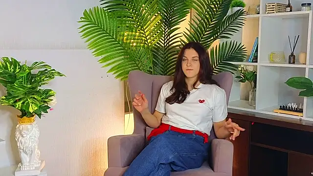 KerriDezalia online show from 19, 10, 2025